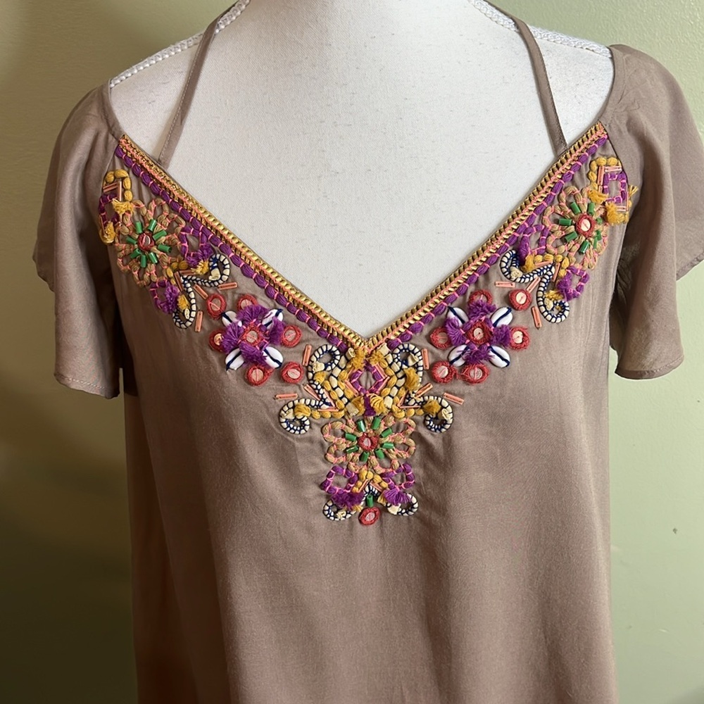 anthropologie blank london taupe tie neck beaded neckline flutter sleeve top - Picture 3 of 17